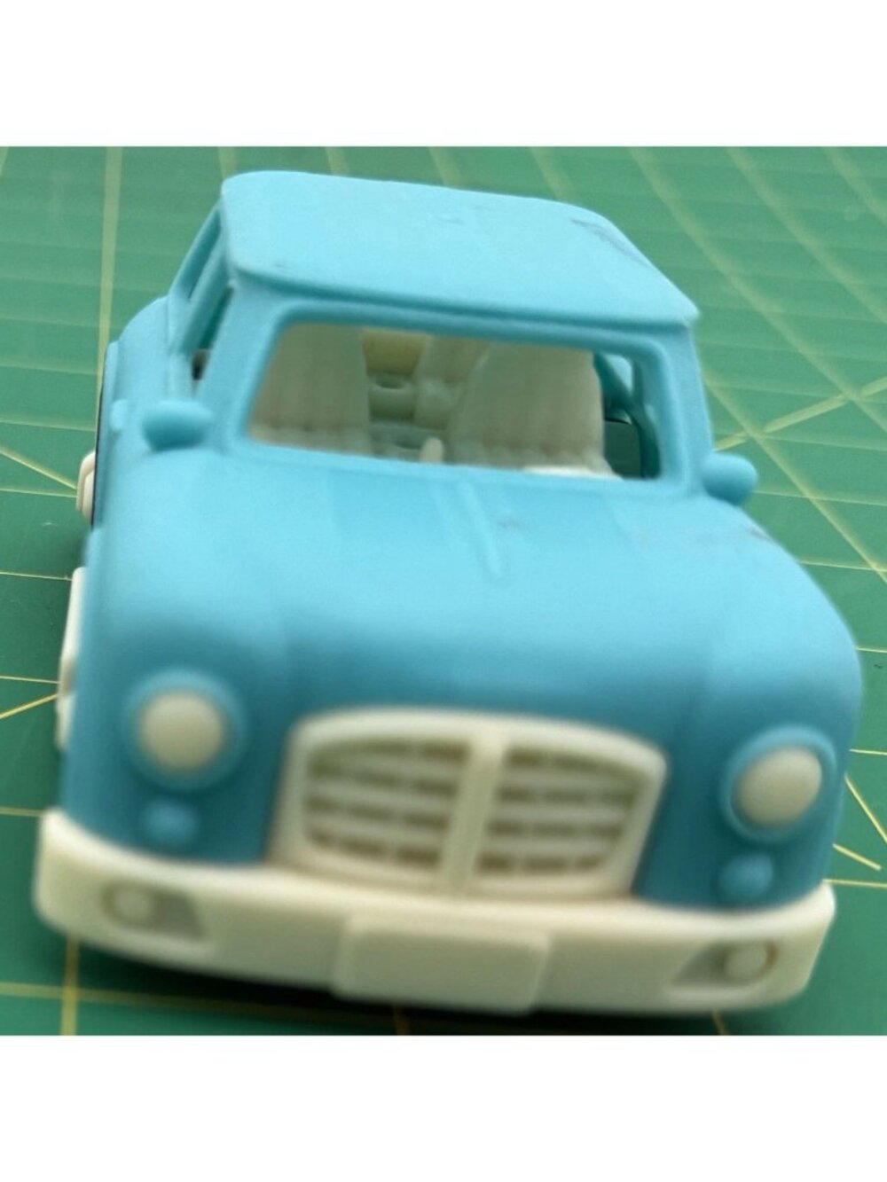 Battat Wonder Wheels  Turquoise Blue Toy Plastic Car 2.5"x 3.75"